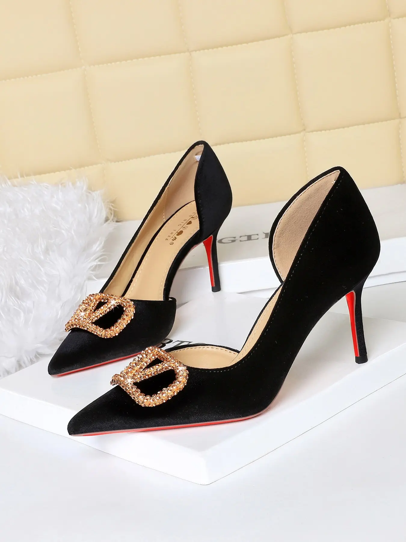 Sexy Evening Party Goddess Shoes, European Style High Heel, Elegant, Rhinestone V Buckle, Side Cutout, Sole, Pointed Toe, Single Shoe