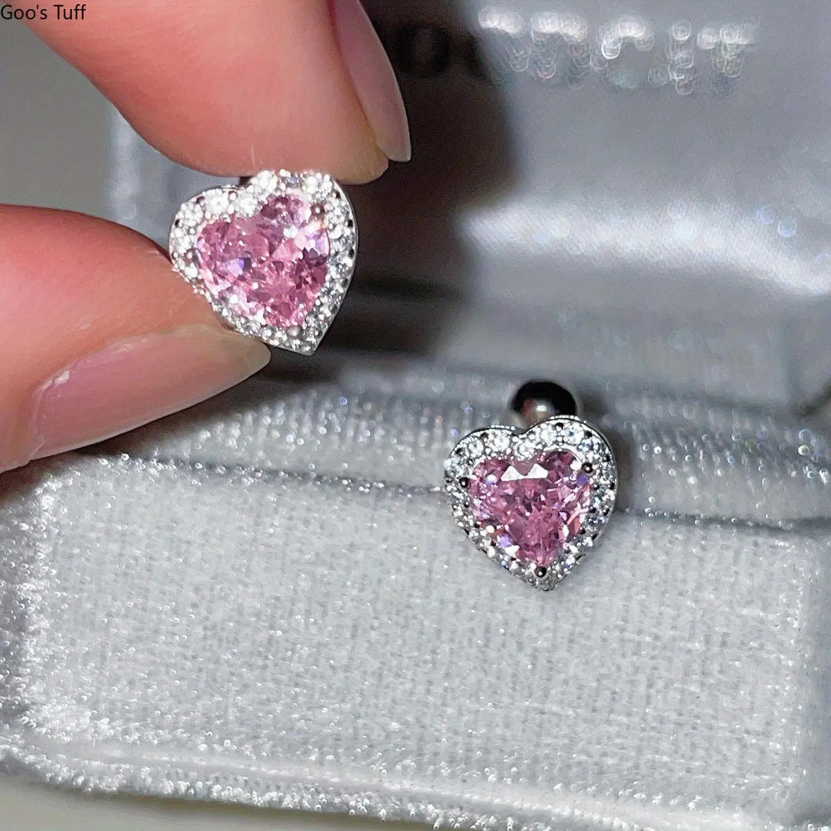 Women's Dainty Tiny Heart-Shaped Zircon Ear Studs, Minimalist Elegant Costume Jewelry, Versatile Daily Fashion Accessory