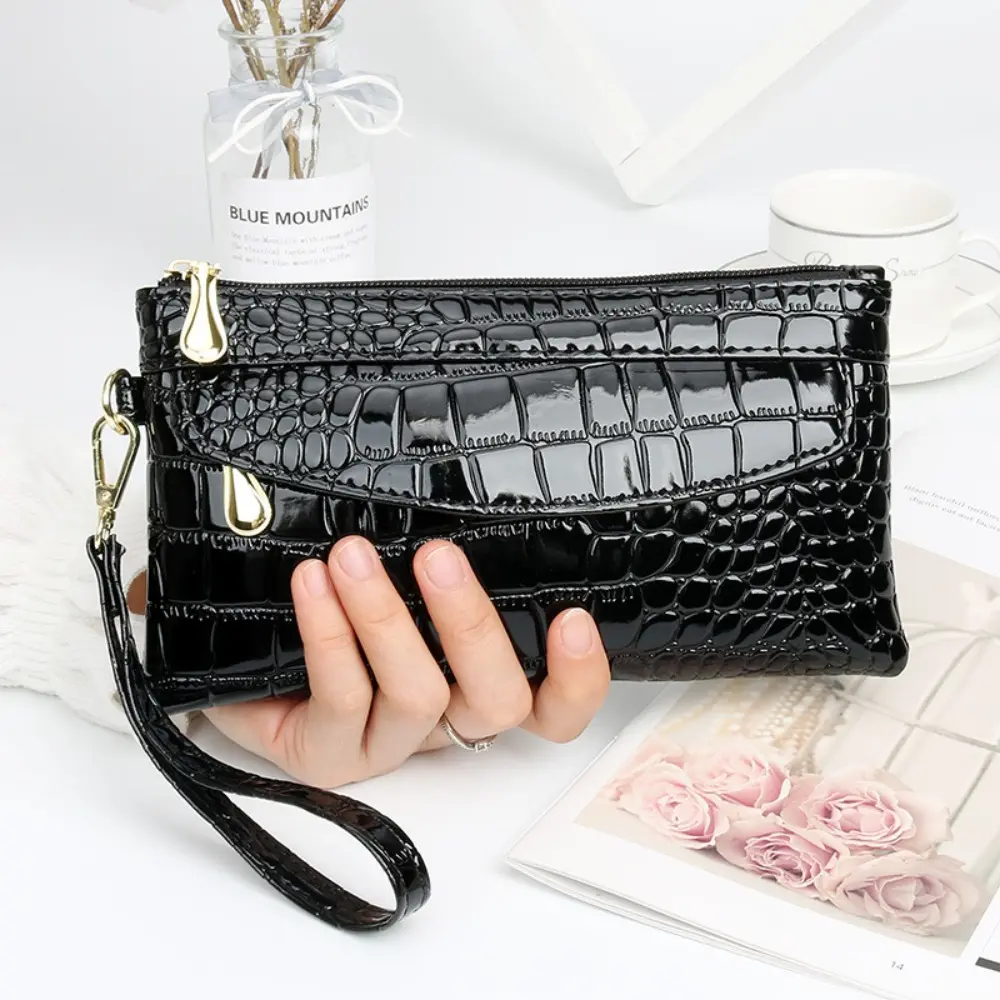 Women's Chic Envelope Clutch, Glossy Croc Embossed Leather Wristlet with Double-Zip, Phone & Multi-Card Holder, Clutch Women's Clutches & Wristlets, Pouch Women's Clutches & Wristlets