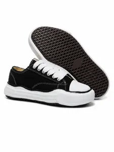 Dissolve Shoes Unisex Thick Sole Canvas Sneakers, 2026 New Arrival, Versatile Casual Board Shoes, All Seasons Wear