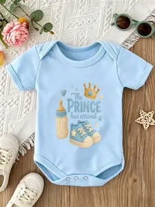 Baby triangle onesies in soft light blue with gentle color matching and cozy healing-style prints, as well as handsome and cute casual sets. Suitable for daily crawling and outdoor activities, these unisex newborn rompers make ideal gifts for infants.