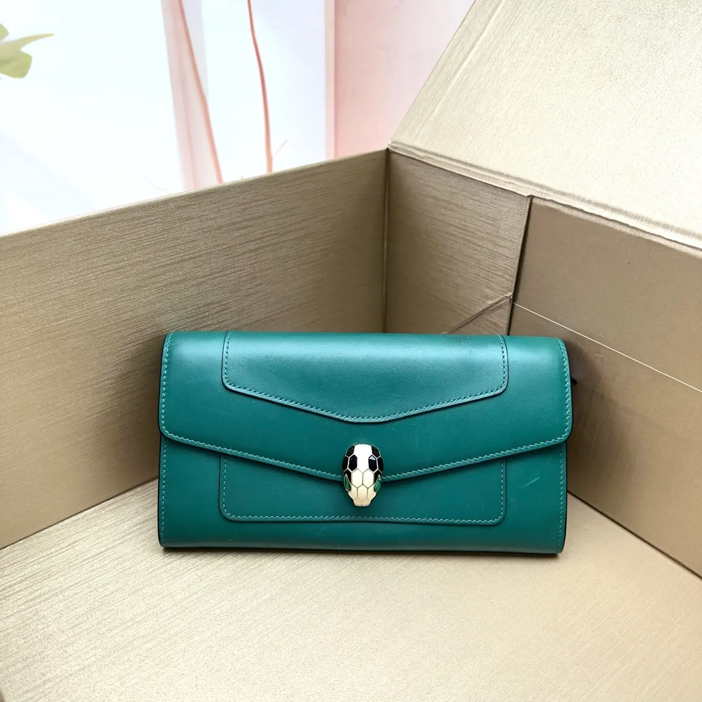 Pre-owned Bvlgari Classic Luxury Designer Collection 0822 Raye17914824