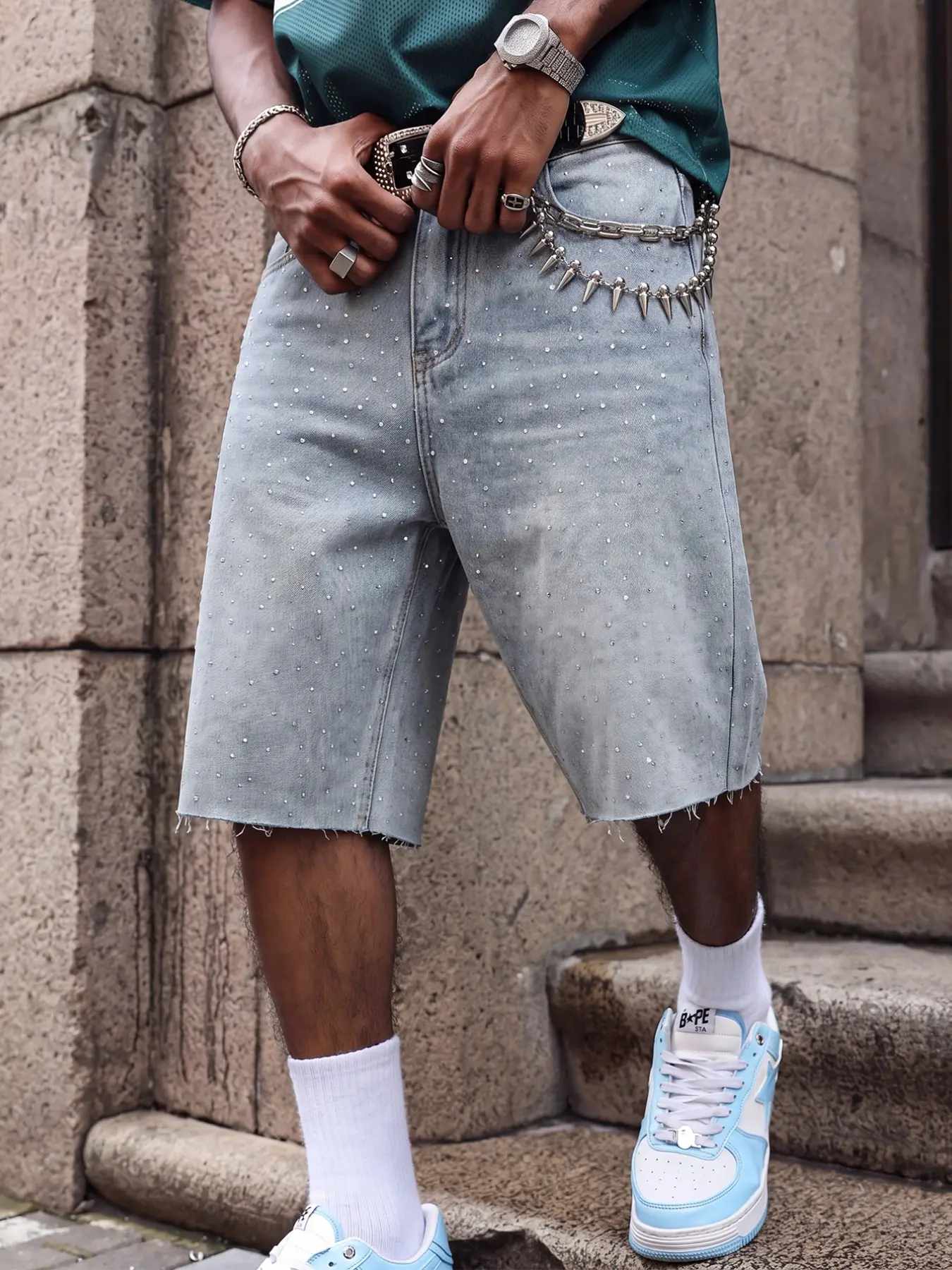 Men's Loose Rhinestone Denim Shorts, Light Washed, Mid Waist, Zipper Fly, Casual Streetwear, Short-Length, Plain Pattern