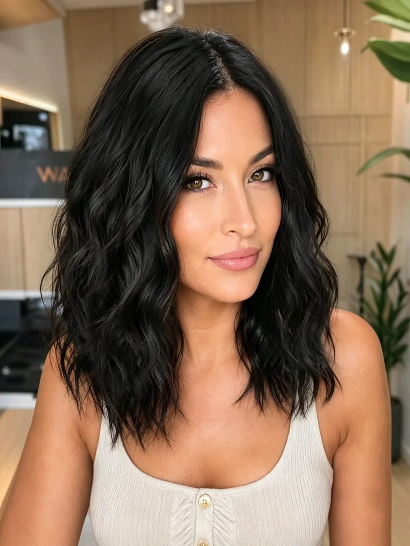 Short Wavy Lace Wig for Women, Lace Hairline Bob Style, Synthetic Heat Resistant, Natural Appearance, Natural Looking Wig, 14 Inch, All Seasons