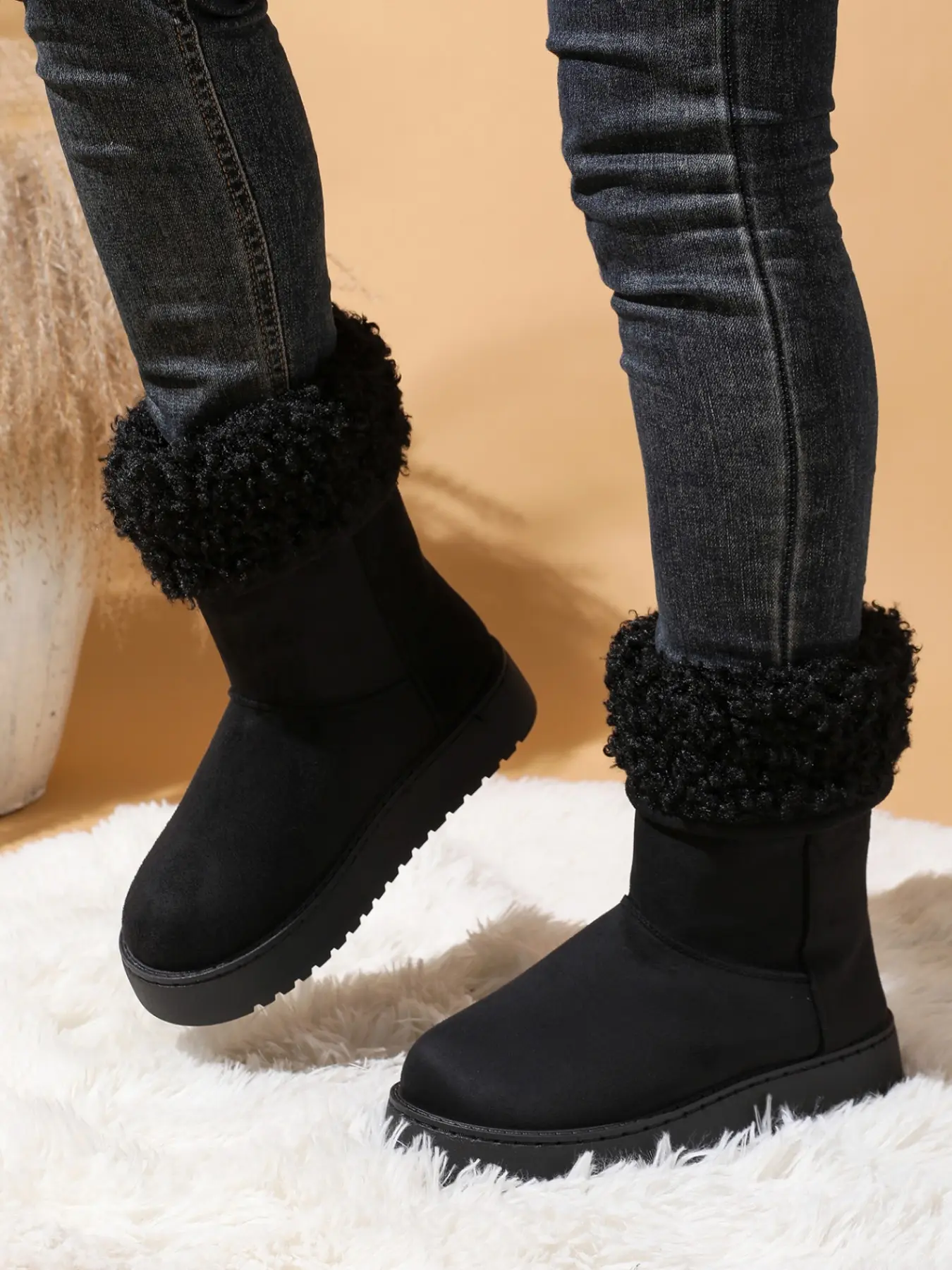 Women's Faux Fur Snow Boots, Soft Durable Thick Sole Anti-Slip Warmth, Loose Fit Easy On/off, Fall Winter Daily Wear, Cozy & Versatile