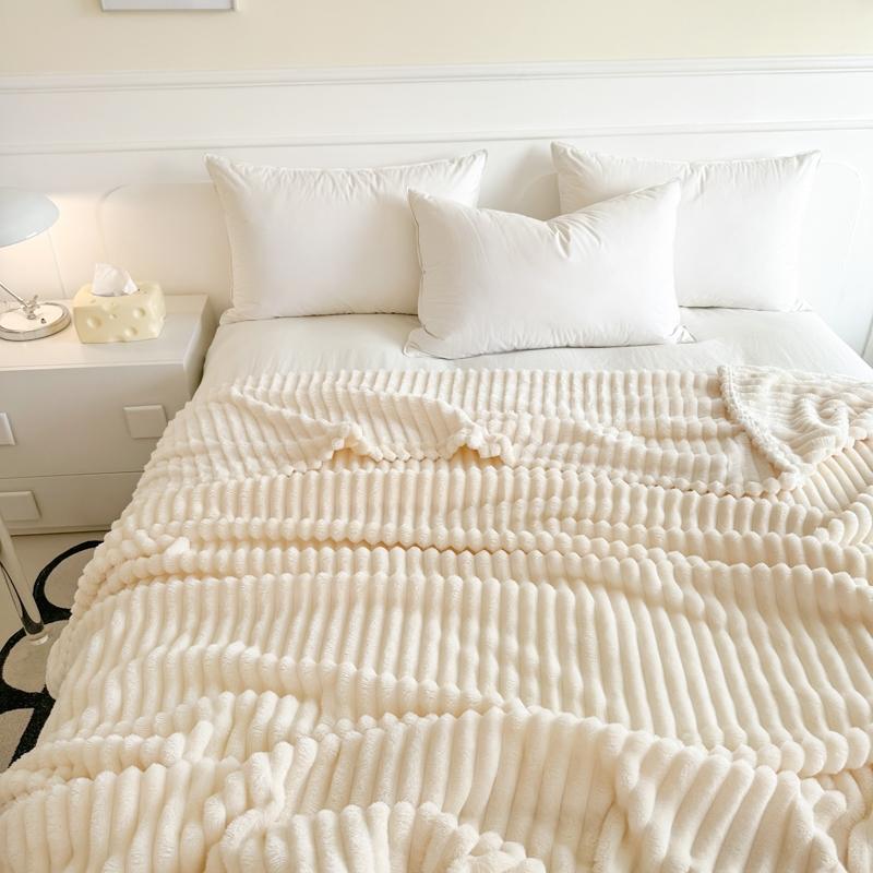 Solid Color Flannel Blanket, Soft Comfortable Throw Blanket, Soft Lightweight Blanket, Air-conditioned Room Blanket, Warm Nap Blanket for Home Office Travel,Christmas Gifts For GF