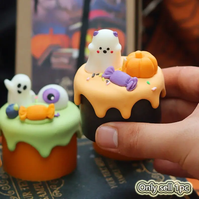 Creative Halloween Cake Candle, Handmade Scented Gift, Party Decoration, Skull/ghost/pumpkin/candy/bat Shapes, 1pc