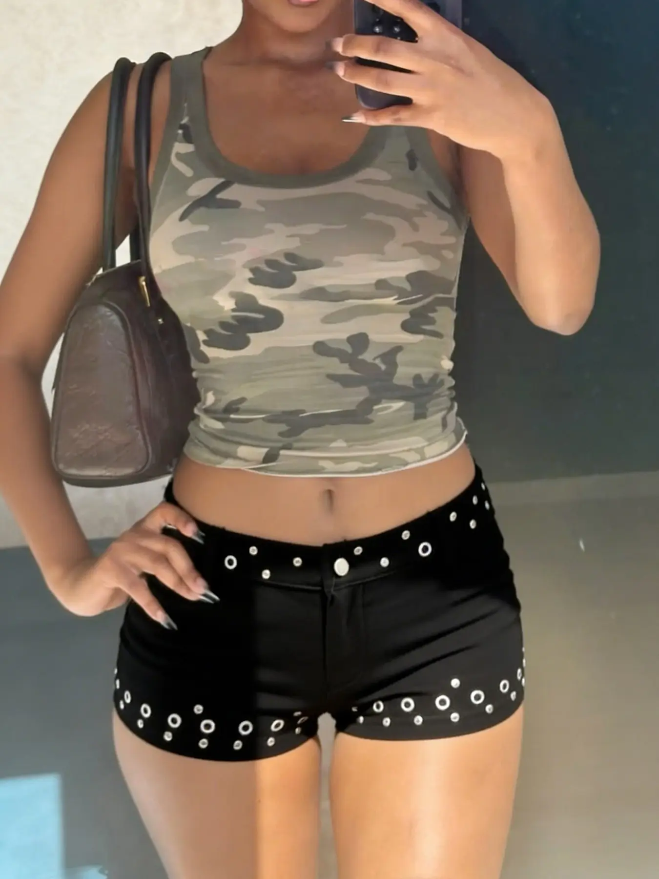 Streetwear Dark Style Chicken Eye Buckle Rhinestone Knit Elastic Crop Shorts, American Sexy Y2K Low Waist Bodycon Hot Pants
