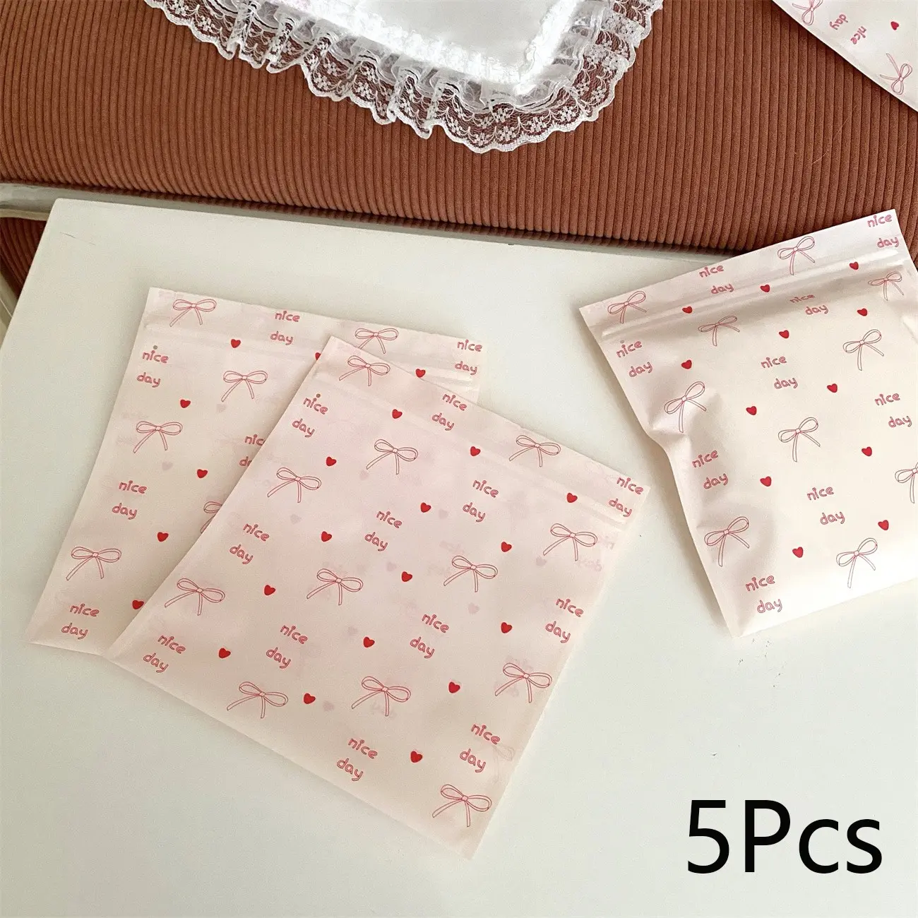 5Pcs Coquette Bow Food Grade Ziplock Storage Bags, Heart Printed Self Seal Plastic Bags, Reusable Mini Storage Pouches for Travel Jewellery ,Underwear & Snacks, Daily Essentials, Sealing Storage Bags