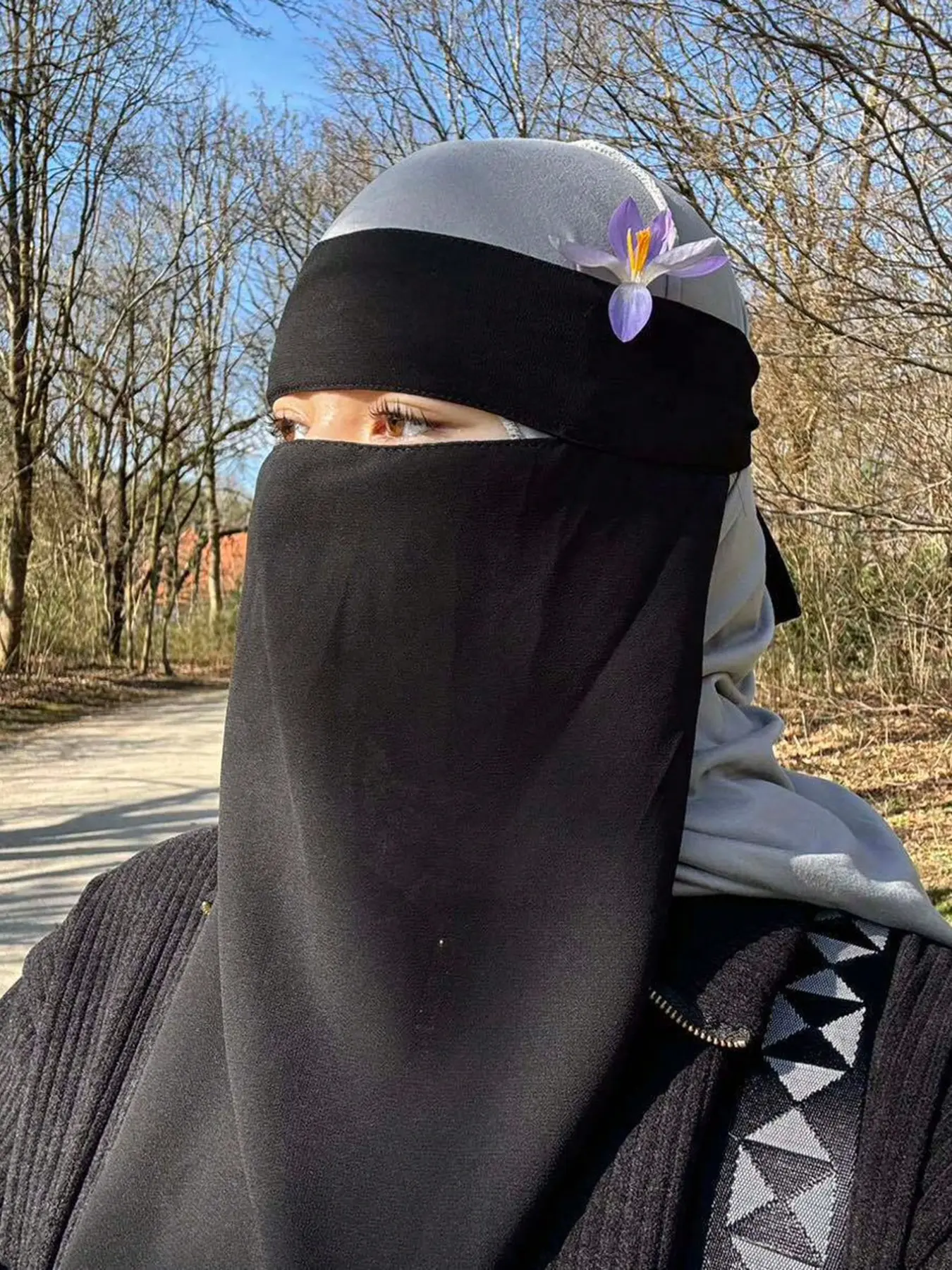 Women's Solid Color Satin Niqab, Tie-Back Face Cover Veil, Lightweight Breathable Muslim Hijab Accessory, Elegant Islamic Fashion