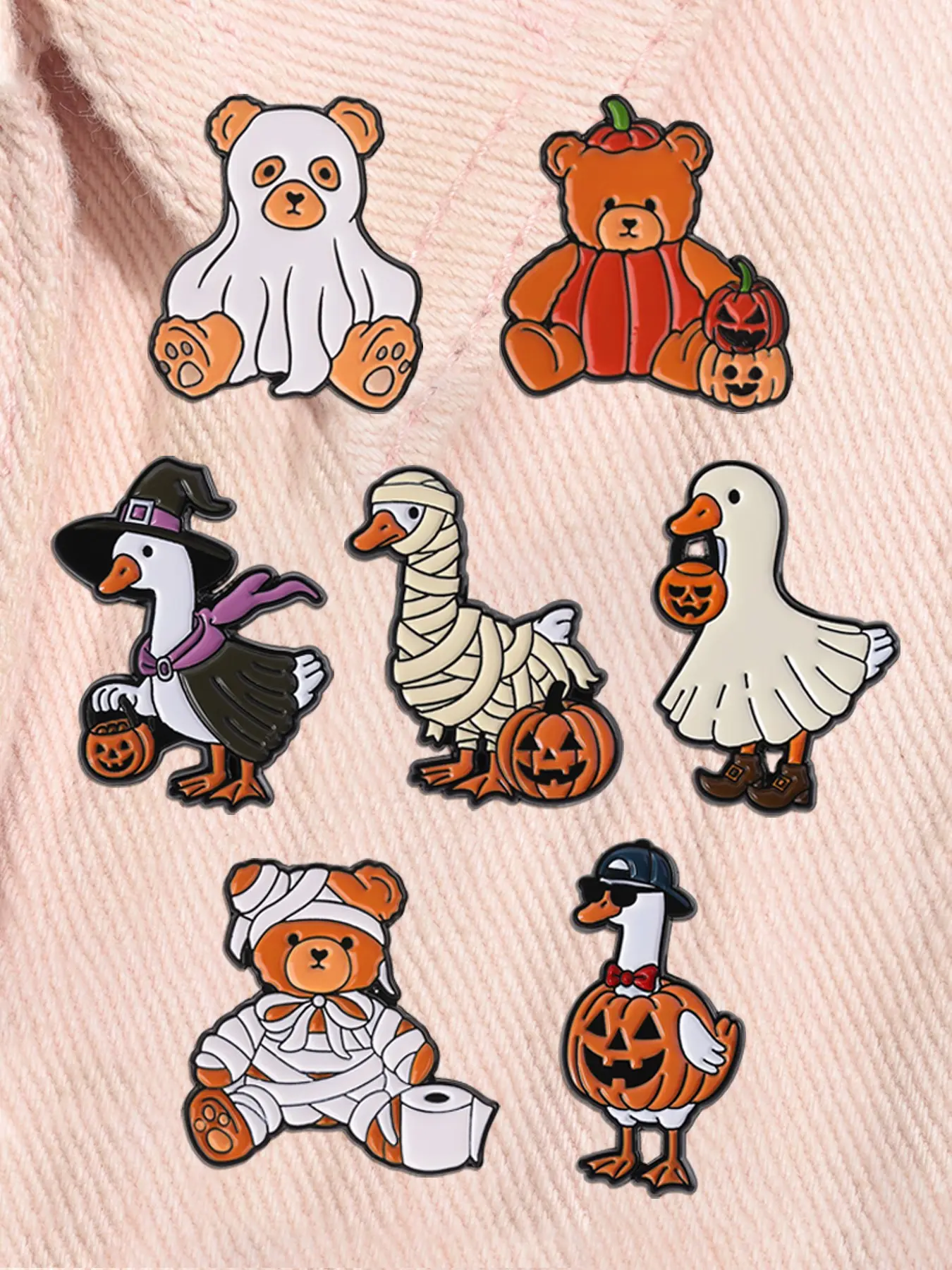 7pcs/set Halloween Teddy Bear and Duck Enamel Pins Funny Goose Skeleton Witch Pumpkin Ghost Trick Or Treat Duck Jack-o'-lantern Alloy Brooches Lapel Backpack Clothing Decor Badge Fashion Jewelry Accessories Gifts for Friends