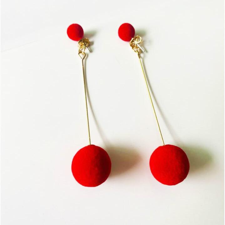 Casualfall and winter velvet ball long pendant fashionelegant earrings earrings new arrival black hair ball earrings