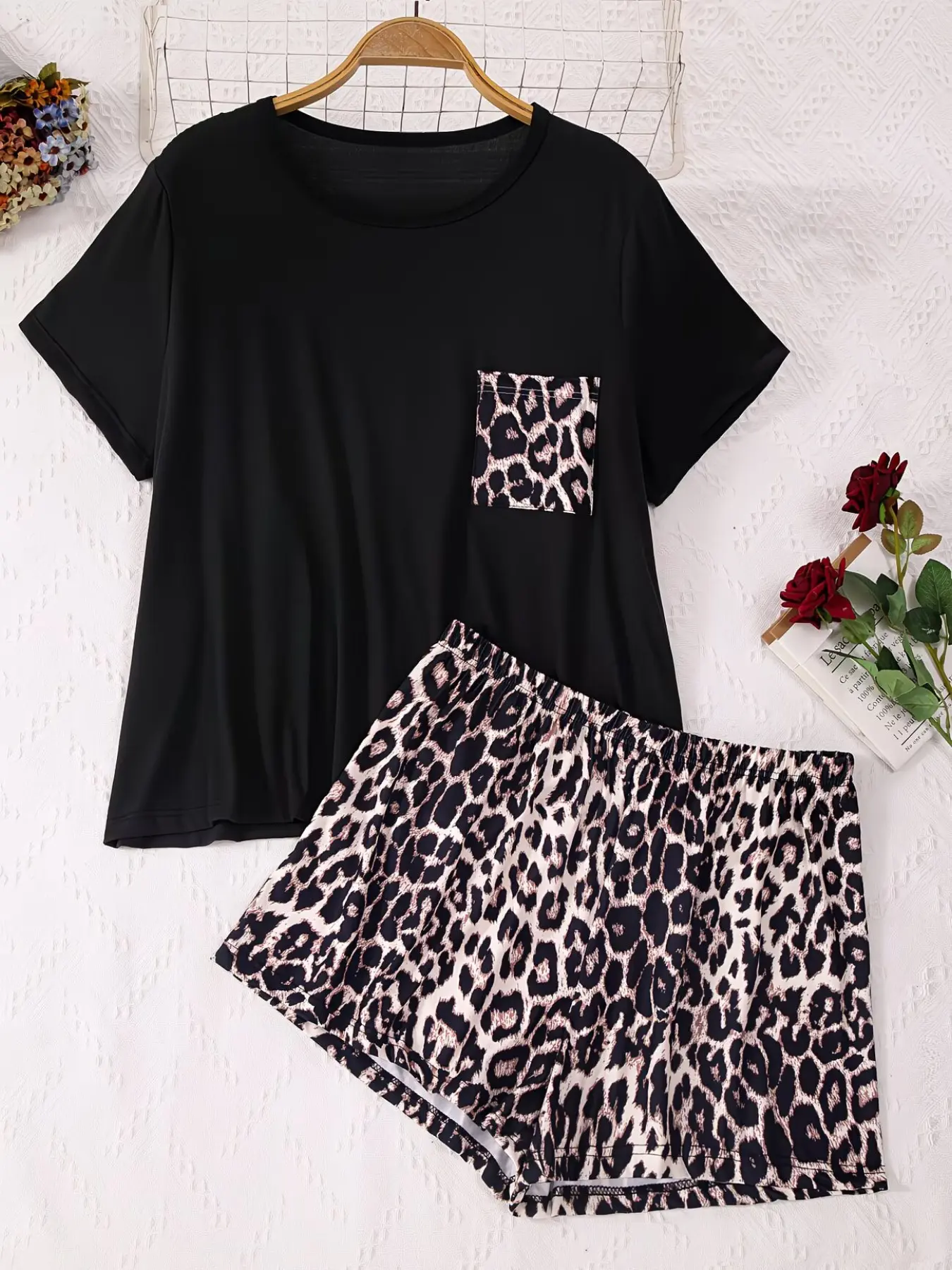 Women's Plus Size Leopard Print Knitting Sleepwear Loungewear Set Nightwear Pajama, Casual Comfortable Short Sleeve Top Shorts Pajamas, All Seasons Home Wear
