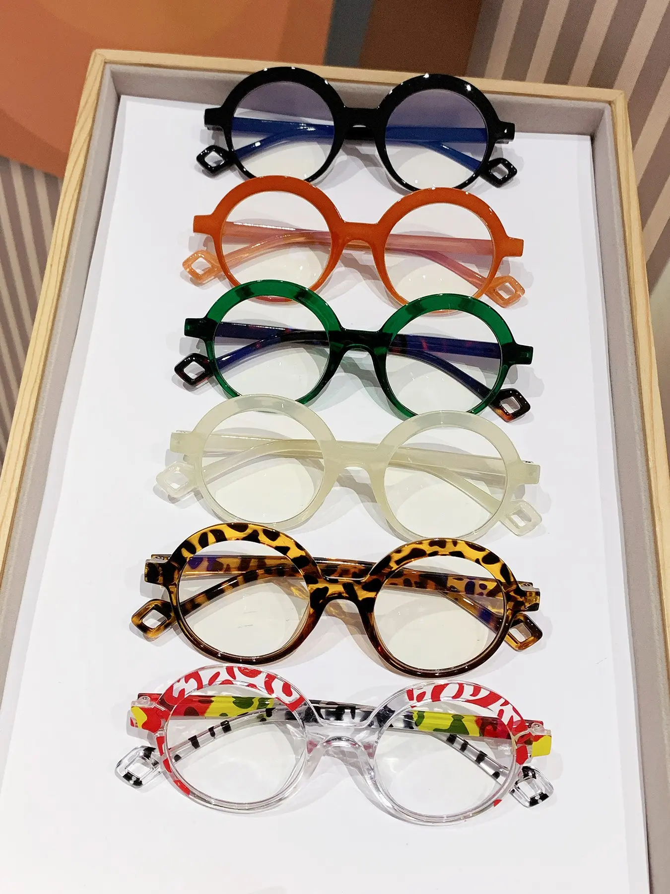 6 Pairs Unisex Plain Glasses, Fashion Retro Round Eyewear, Multi-Color Unique Design, Ideal for Daily Use, Travel, Computer, Reading, Special Occasions
