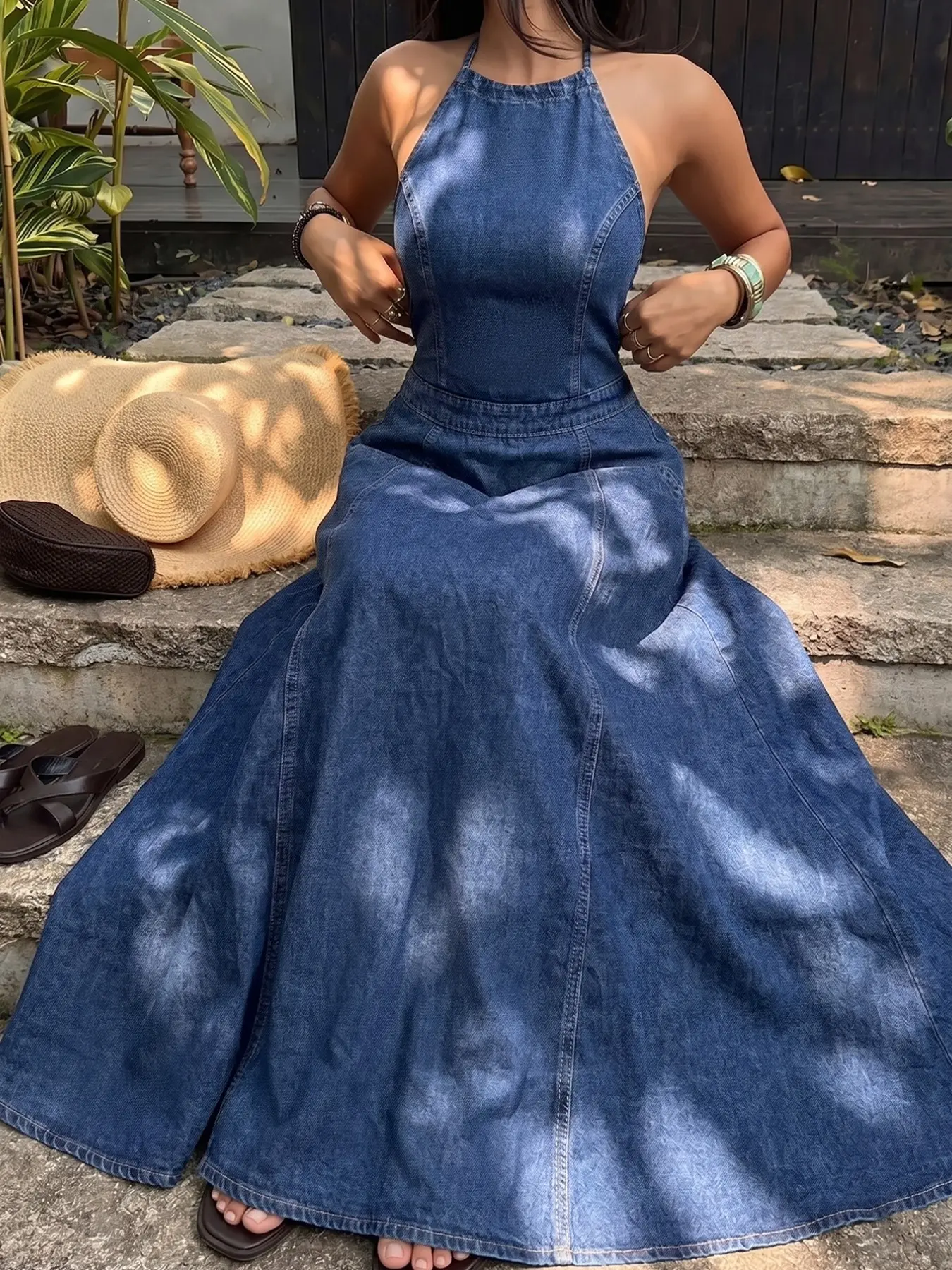 Women's Dark Wash Denim Halter Neck Midi Dress, Elegant Open Back A-Line with Side Pockets, Casual Summer Beachwear Dress for Beach, Brunch, Weekend Getaways, Casual Dresses