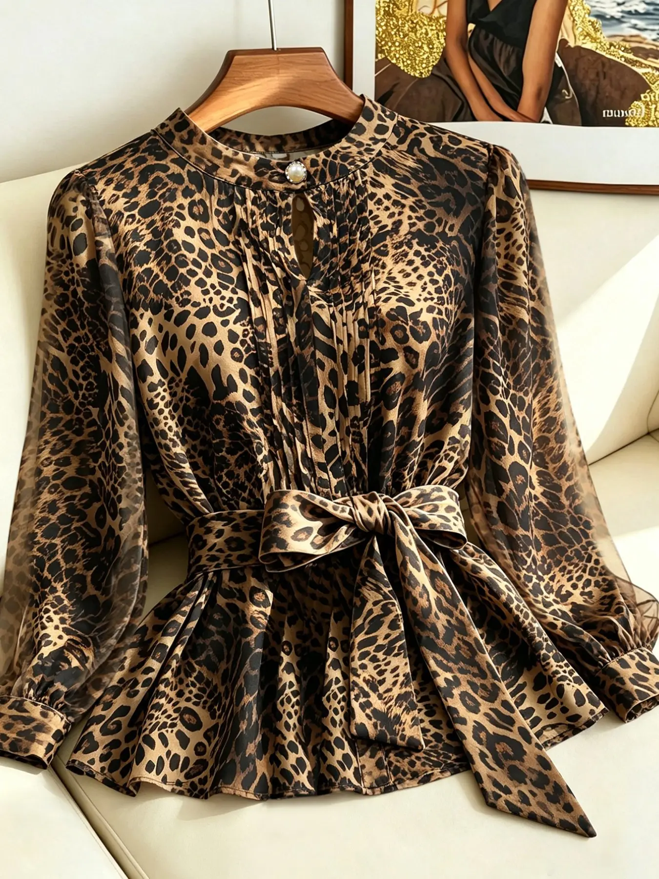 Women's Long Sleeve Leopard Print Top, Slim Fit Casual Shirt Blouse, Spring & Fall Fashion, Organic Textile, No Collar