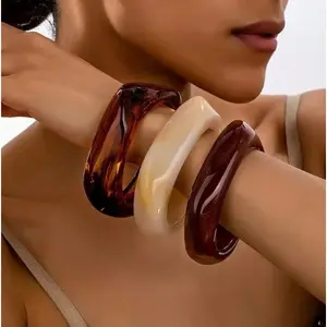 Chunky Amber Resin Bracelet for Women, Modern Organic Shape Acrylic Bangle, Quiet Luxury Designer Inspired Jewelry, Lightweight Glossy Statement Bracelet for Office, Vacation, Wedding Guest & Daily WearV