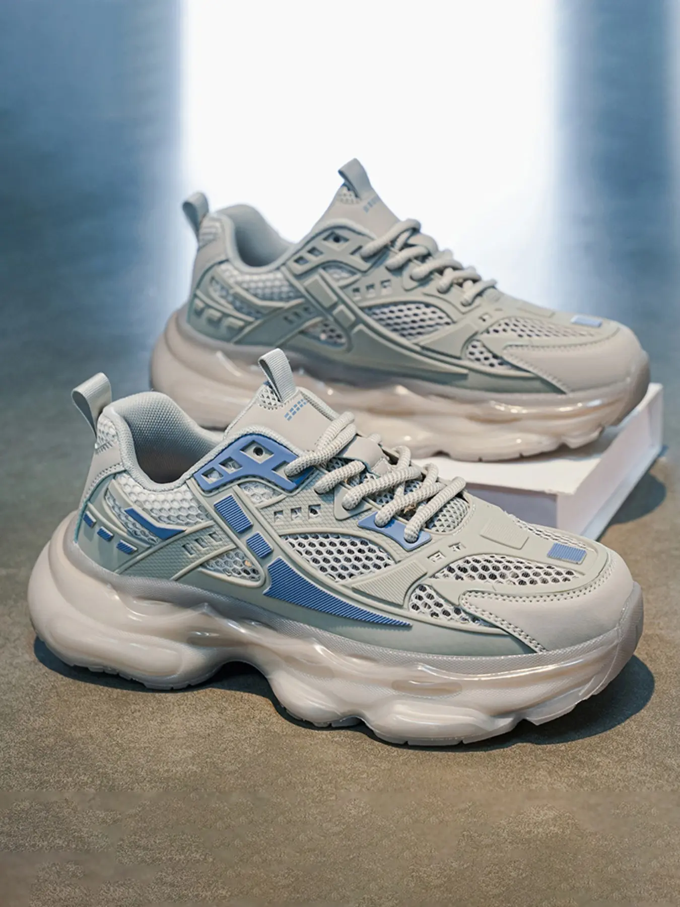 Men's Outdoor Sneakers with Transparent Bubble Cushion, Breathable Mesh, Thick Sole, Street Style, All Seasons, Three Colors