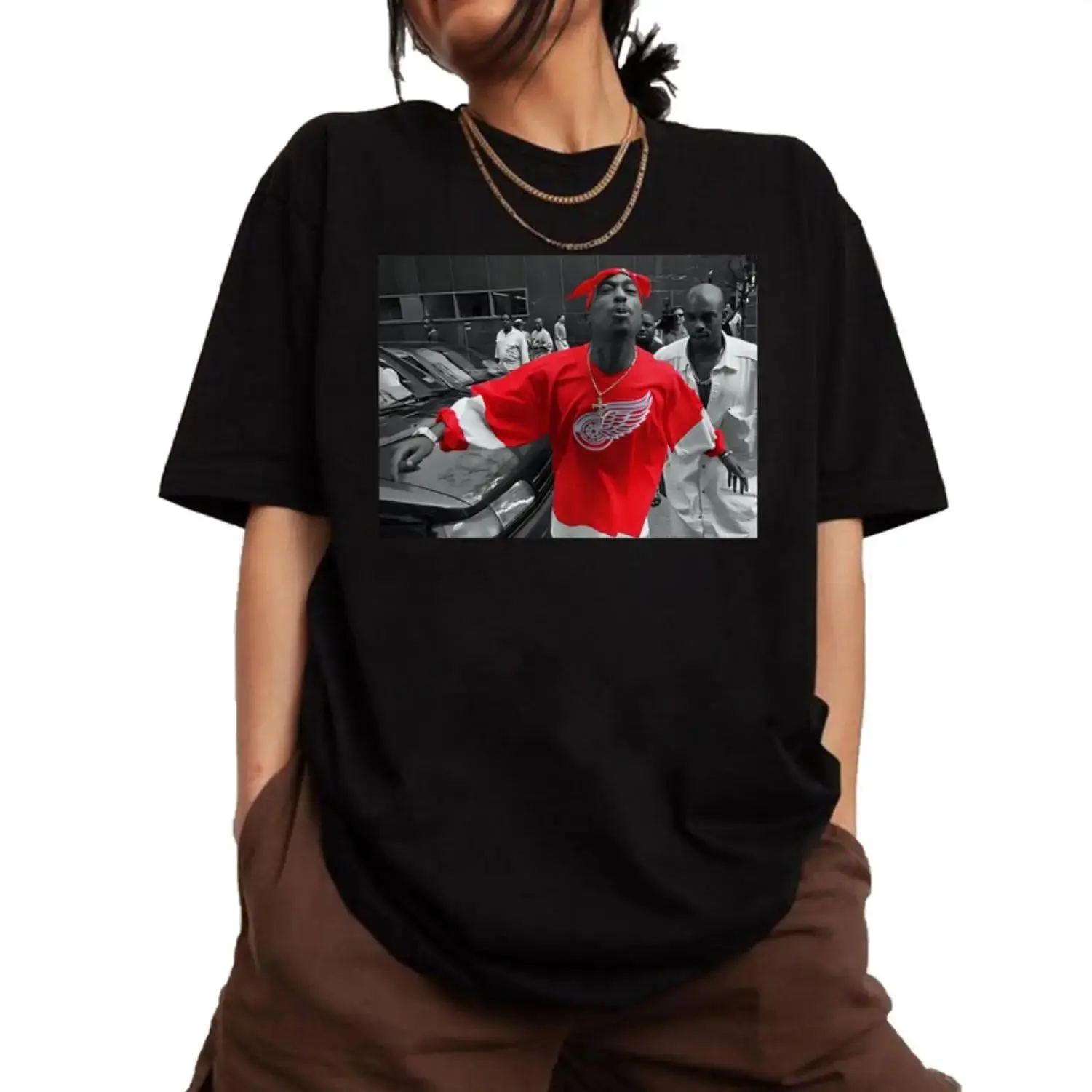 100% Cotton Vintage 90S Tupac Shakur Graphic Tee West Coast Hip Hop Legend 2Pac Rap Merchandise Retro Style Bootleg Shirt Golf Gift T-Shirt For Men And Women..