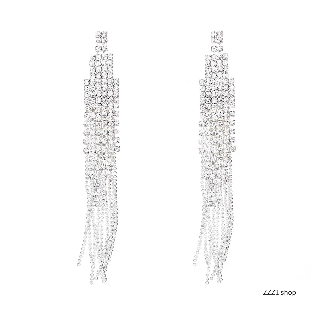 Women's European-American Style Shiny Rhinestone Claw Chain Dangle Earrings - Single Pair Tassel Drop Jewelry, Nightclub Wear Statement Accessory for Dating & Daily Street Styling