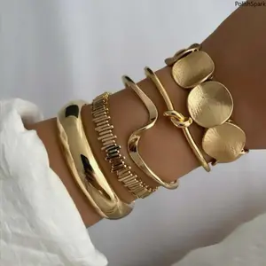 5-Piece Vintage Gold Stackable Bracelet Set for Women – Trendy Geometric Textured Bangles, Adjustable Open Cuff Bracelets, Fashion Jewelry for Daily & Party Wear