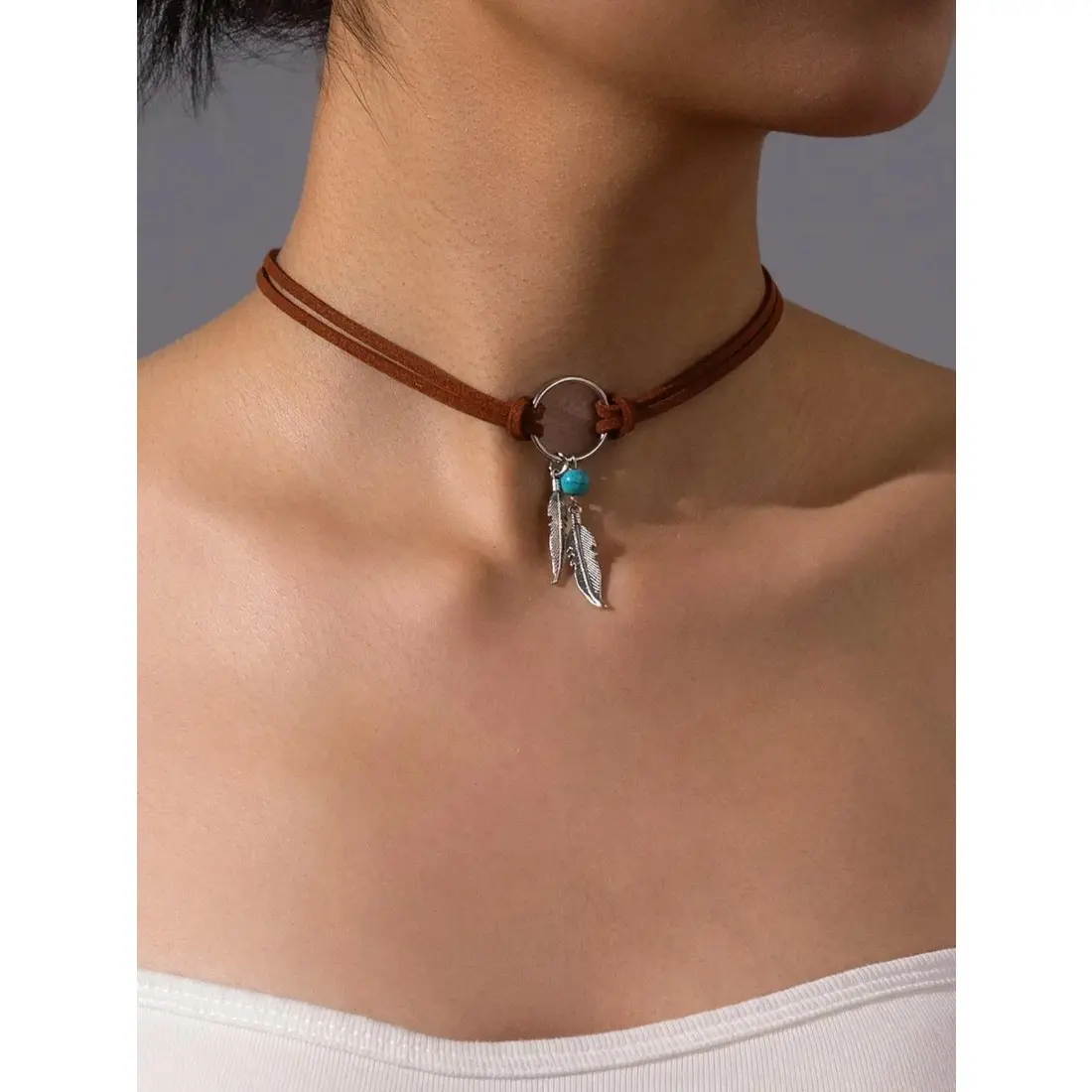 Elegant Vintage Feather Decor Choker - Easily Adjustable Fashion Jewelry for Women, Male, Birthday Gift, Casual Daily Wear, Party Outfit Accessories, Pendant, Plastic, Unisex