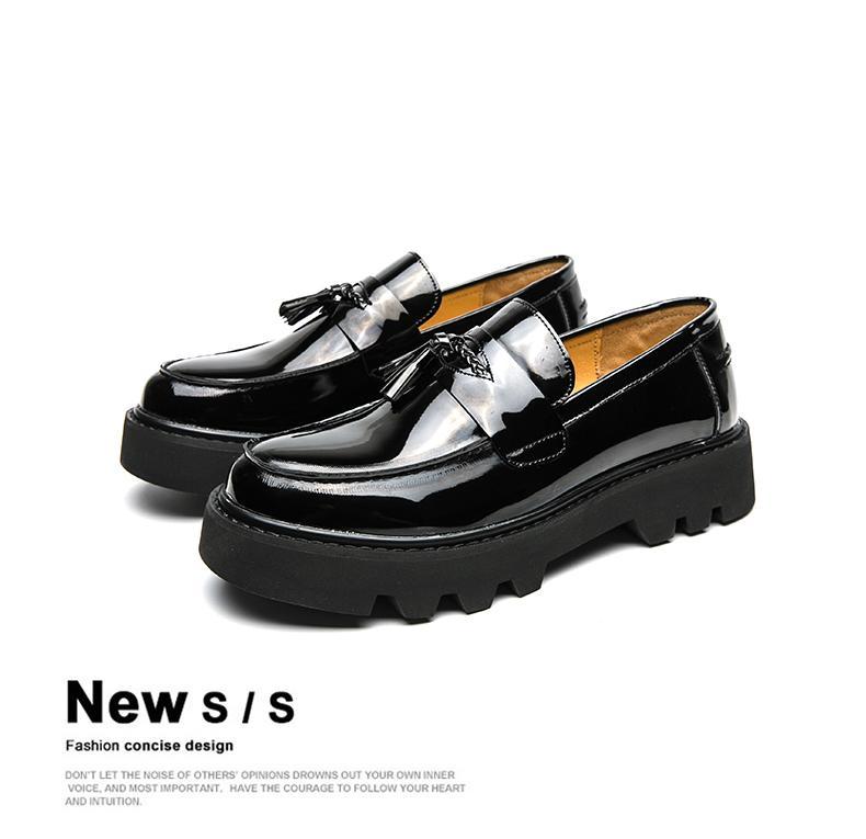 British Style Men's Fashion Loafers Patent Leather Tassel Loafers Black Thick-Soled Slip-on Formal Shoes Simple Casual Plus Size Dress Shoes for All Seasons