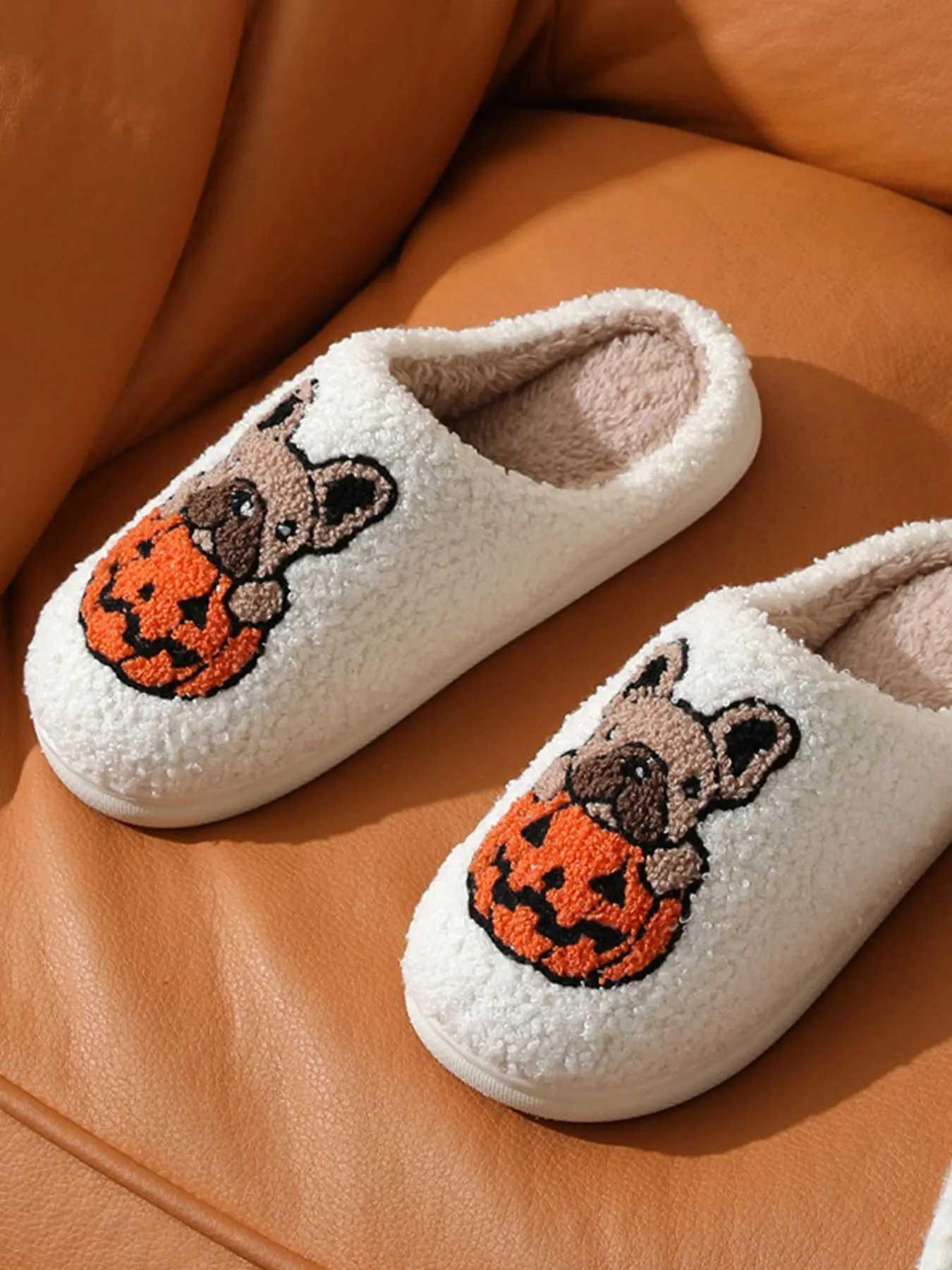 New Fall Winter Home Slippers, Comfortable Thick Sole Non-Slip Halloween Pumpkin Light, Cute Funny Versatile Casual Indoor Shoes for Men and Women