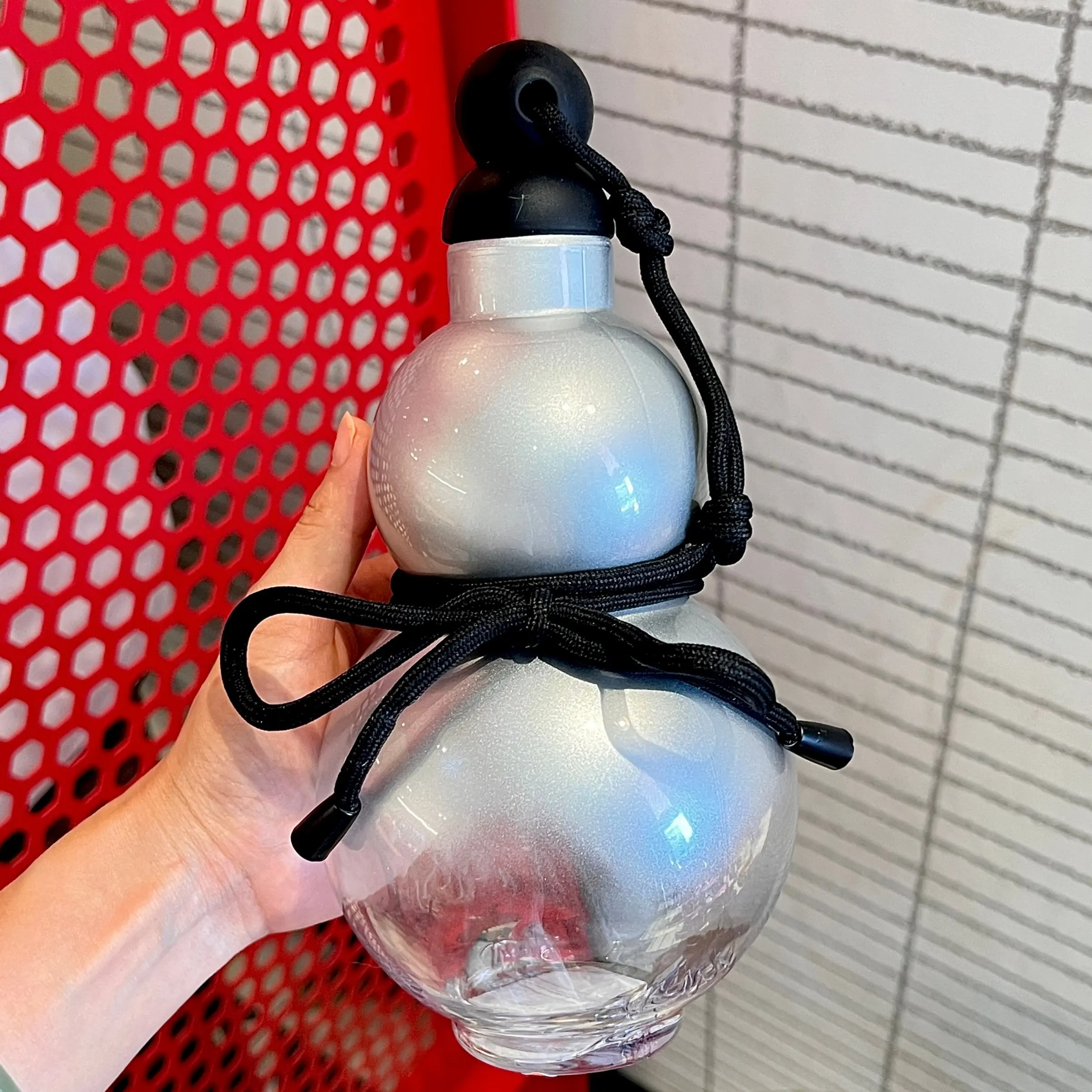 Summer Adult Water Cup, Gradient Gourd Plastic Large Capacity High-Value Drinking Bottle, Portable Handle Direct Drink, Silver Color Cup, Drinkware