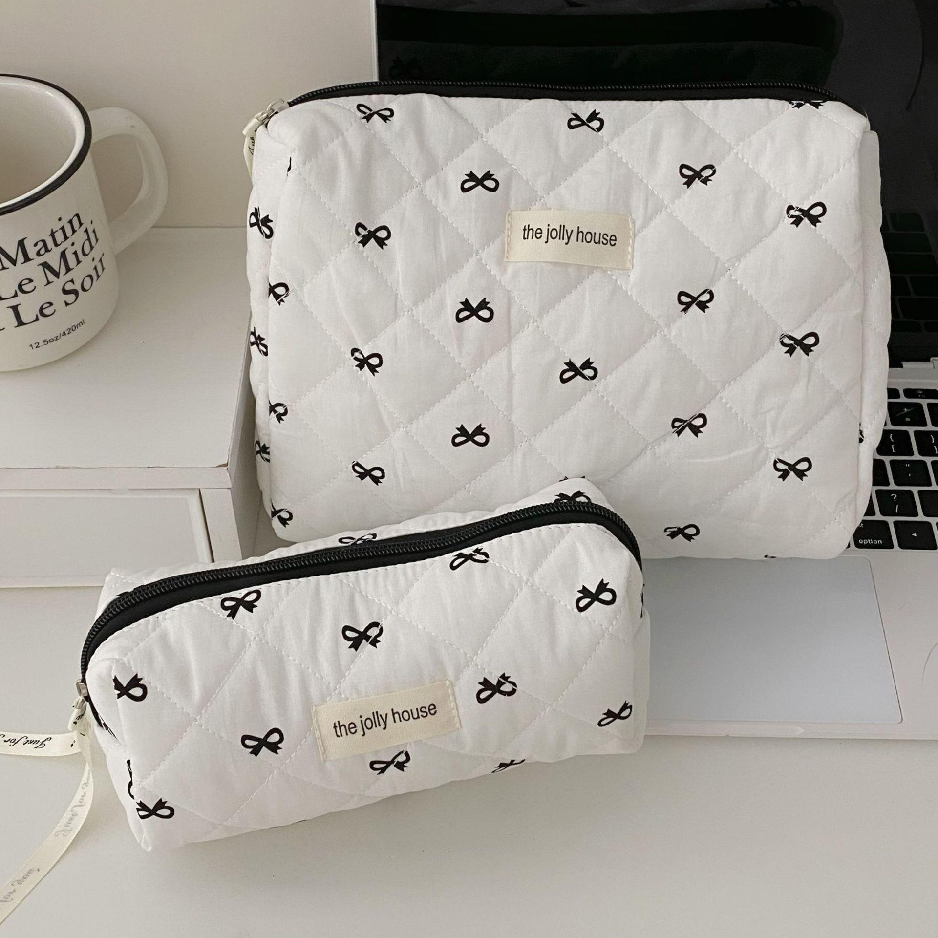 Fashion Cherry Tote Women Makeup Bag Portable Cute Ladies Cosmetic Toiletry Storage Pouch Handbag Cotton Quilted Zipper Bag