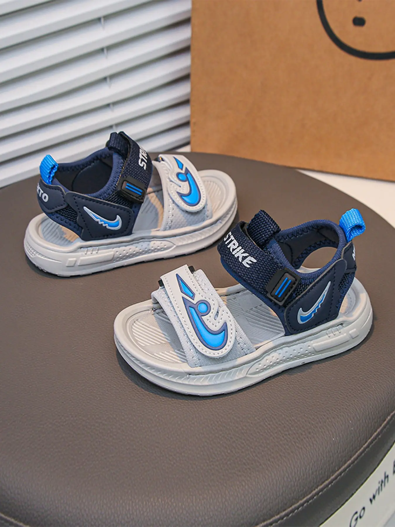 Boys' Casual Breathable Sandals, Textile Upper, Rubber Sole, Magic Tape Closure, Summer Outdoor Beach Shoes, Plain Design, Less Than Ankle Height