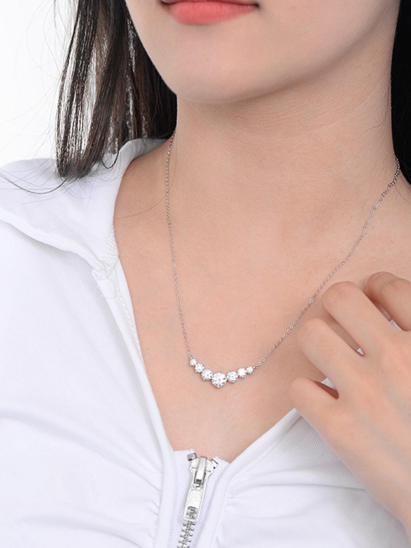 S925 Sterling Silver Synthetic Moissanite Necklace, Elegant Pendant Necklace for Women, Fashion Jewelry Accessories for Wedding, Engagement, Valentine's Day, Star Shine Necklace