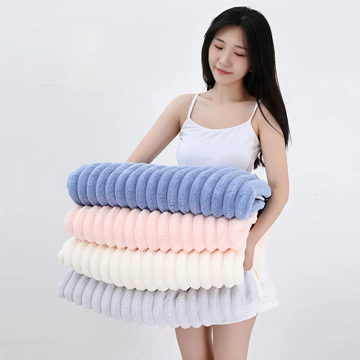 Contemporary 4pcs Striped Coral Fleece Bath Towels, Extra-Large, Thick, Absorbent, Quick-Drying, Lint-Free, Home Bathroom Towels for Daily Use