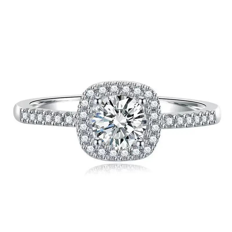Square Sugar Design Ring Inlaid with Moissanite Stone, Elegant Stackable Finger Jewelry for Women, Perfect Birthday Gift for Girlfriend, Best Friend and Female Friends