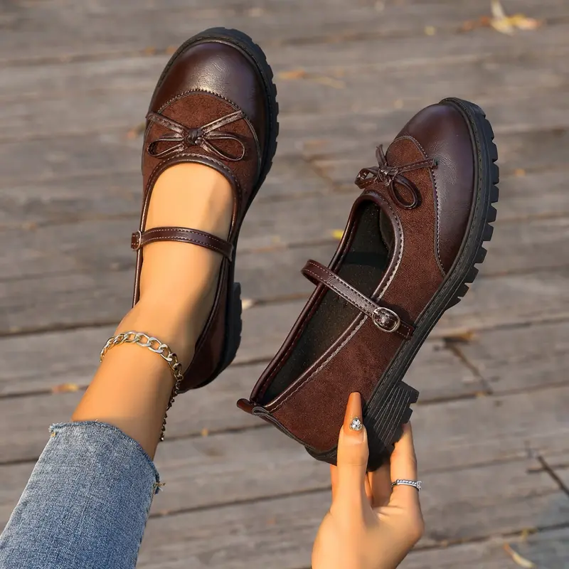 New Fashion Leopard Print Mary Jane Shoes for Women Vintage Buckle Thick Sole Small Leather Shoes, Versatile College Style Single Shoe Mary Jane Footwear