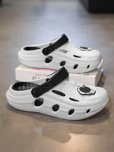Astronaut Cartoon Accessories Thick Sole Holey Shoes for Men, Eva Anti-Slip Breathable Outdoor Two-In-One Beach Sandals