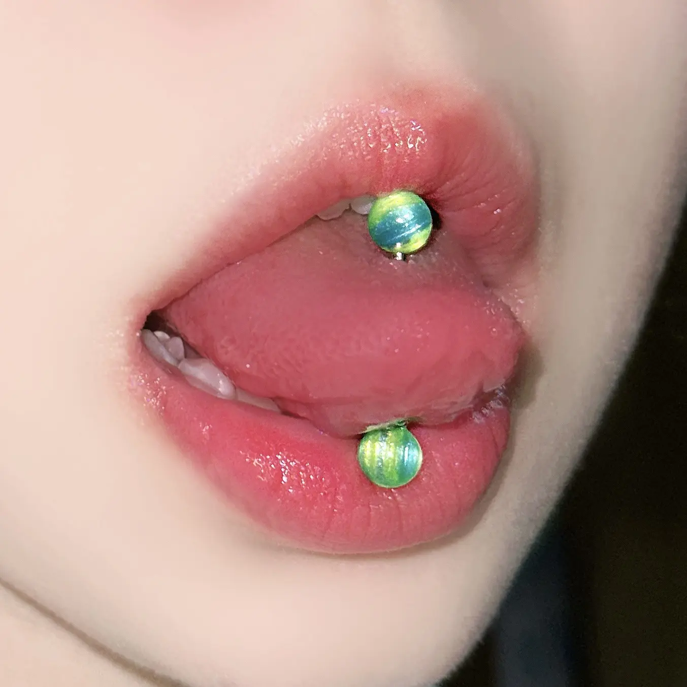 Colorful Acrylic Tongue Ring, Gradient Cat Eye Effect Tongue Barbell Jewelry, Cute Y2K Body Piercing Accessories for Women Trendy Alternative Style