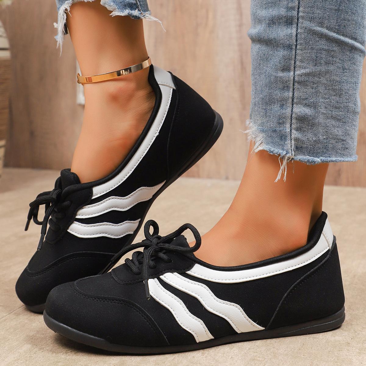 Women's Lace Up Casual Trainers Lightweight Breathable Walking Shoes for Travel Outdoor All Year Round Comfortable Wavy Stripe Fashion Flats Stylish Everyday Sneakers for Women