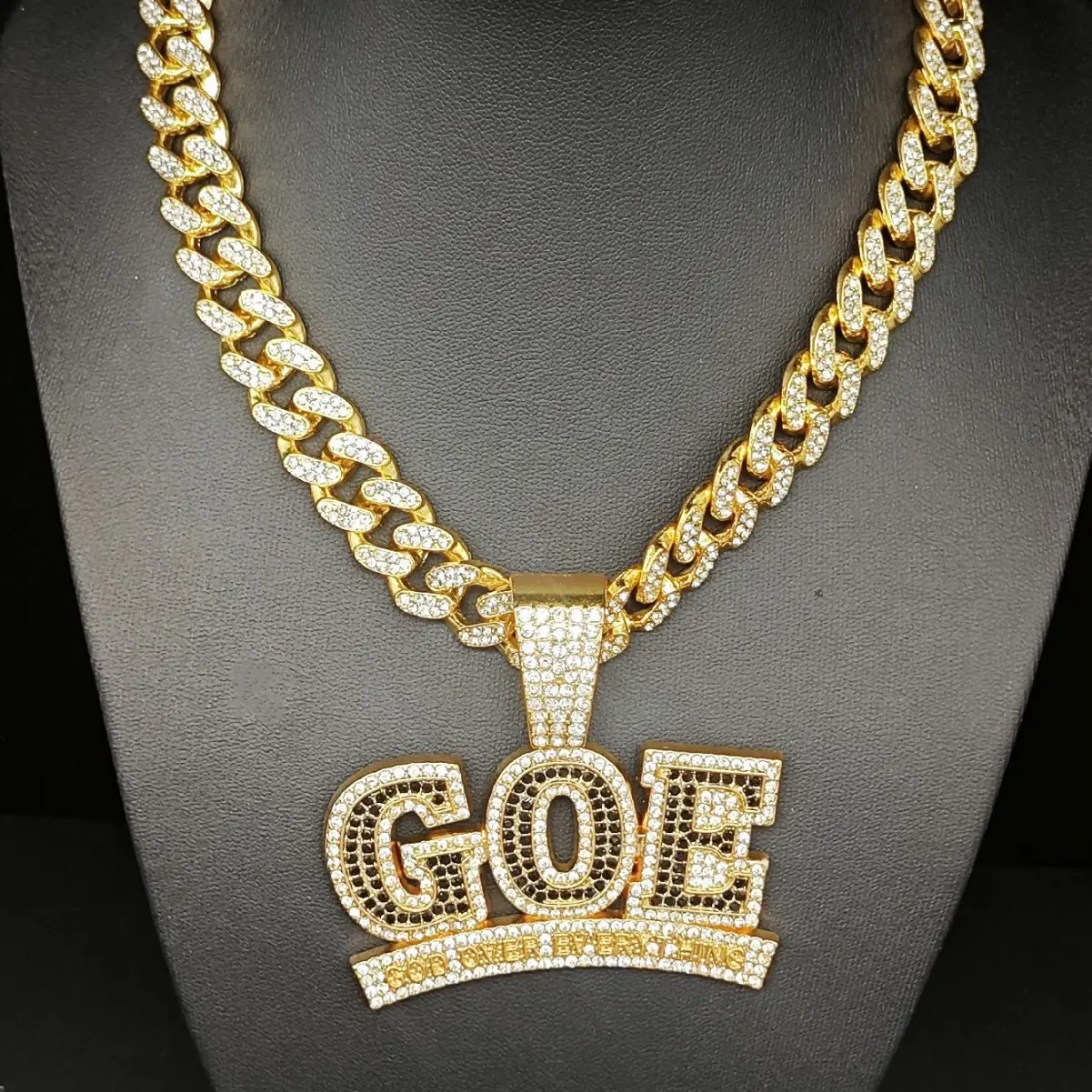 Letter GOE Full Iced Out Pendant with 6.4cm Thick Link Cuban Chain, Electroplated Hip Hop Rap Jewelry, Male Wear Trendy Fashion Accessories, Electroplated Jewelry
