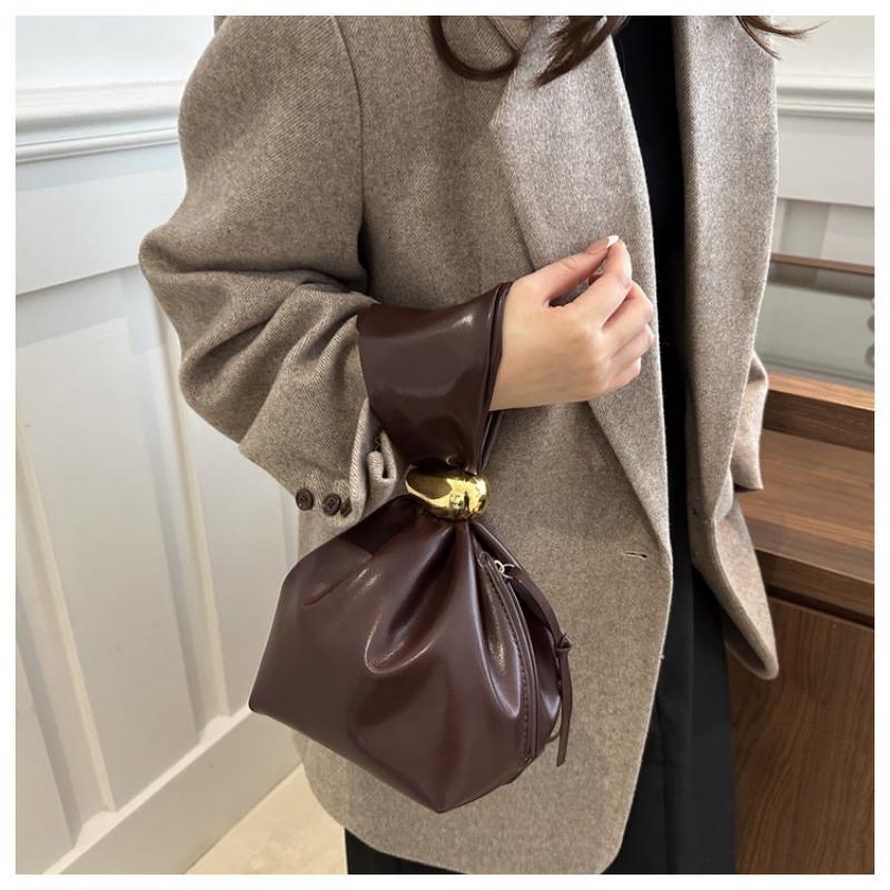 Retro Pleated Simple Niche Design Western Style Small Bag Women's Aesthetic Bucket