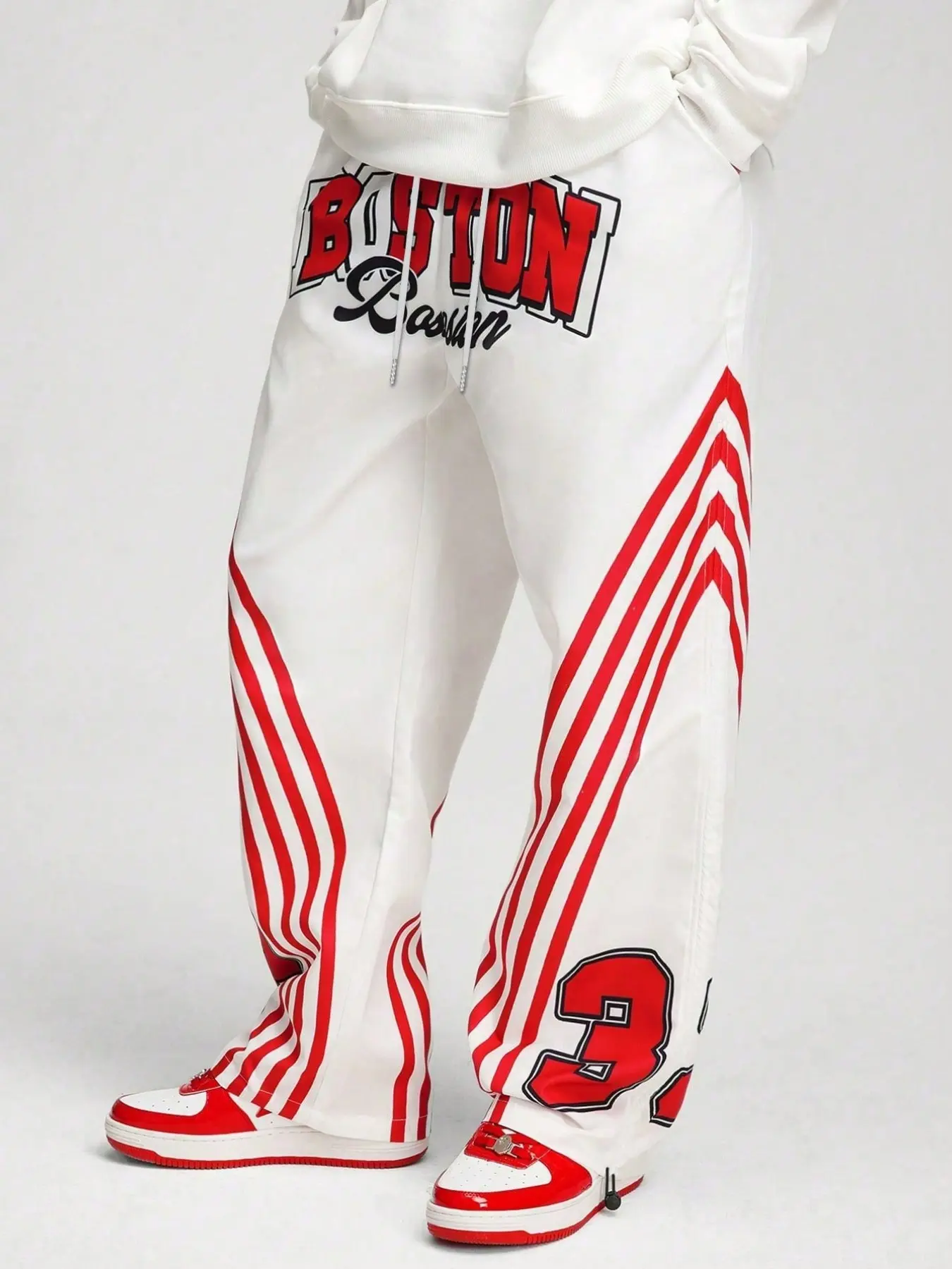 Oversized Boston Graphic Print Sweatpants Men Women Retro Red Stripe Wide Leg Track Pants Streetwear Athleisure Casual Bottoms Baggy Joggers for Daily Skateboard Hip Hop Outfits