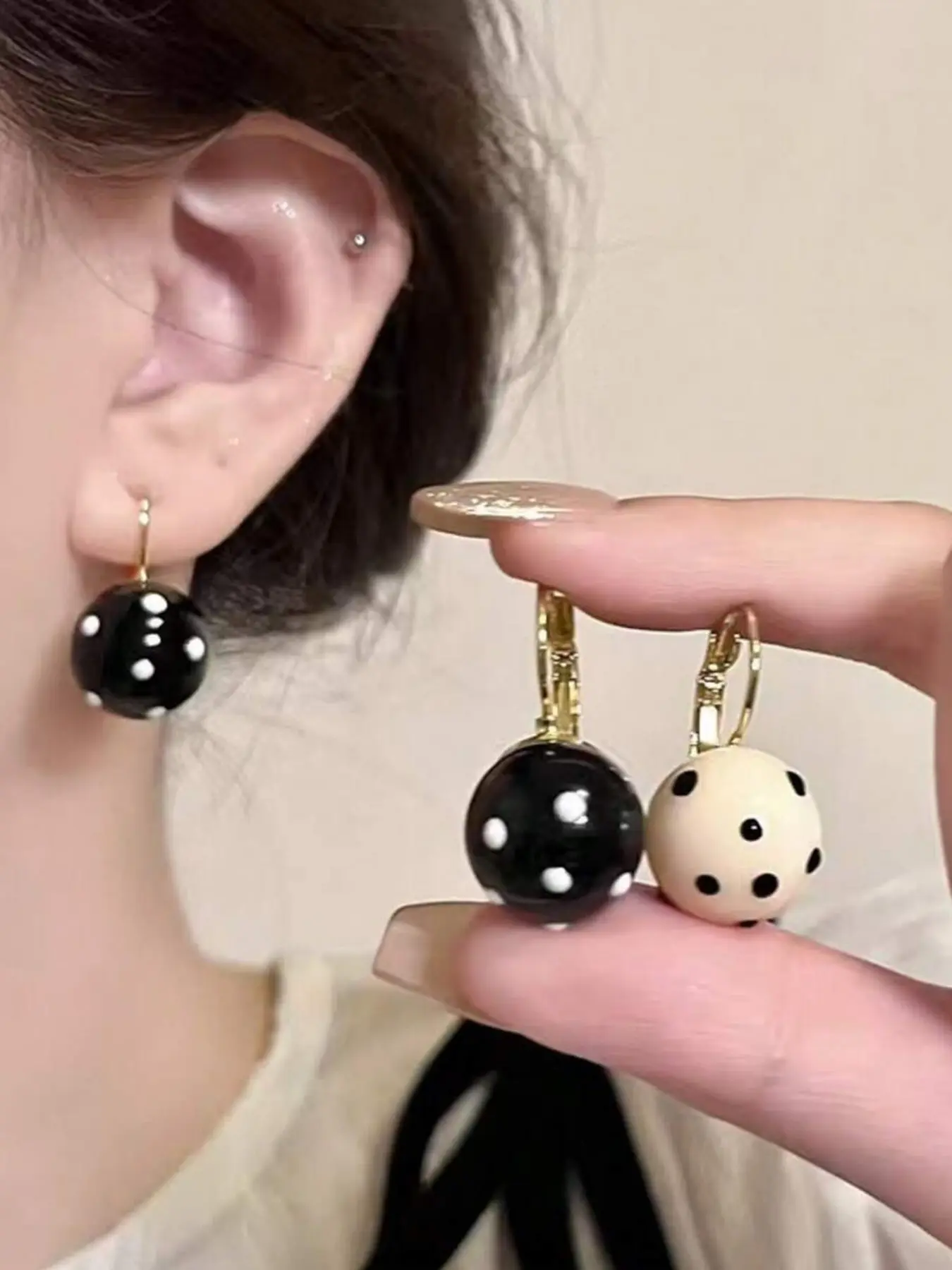 2 Pairs Polka Dot Ball Earrings, French Style Cute Earrings, Fashionable Round Ball Earrings, Daily Wear, Summer Vacation, Christmas Gift
