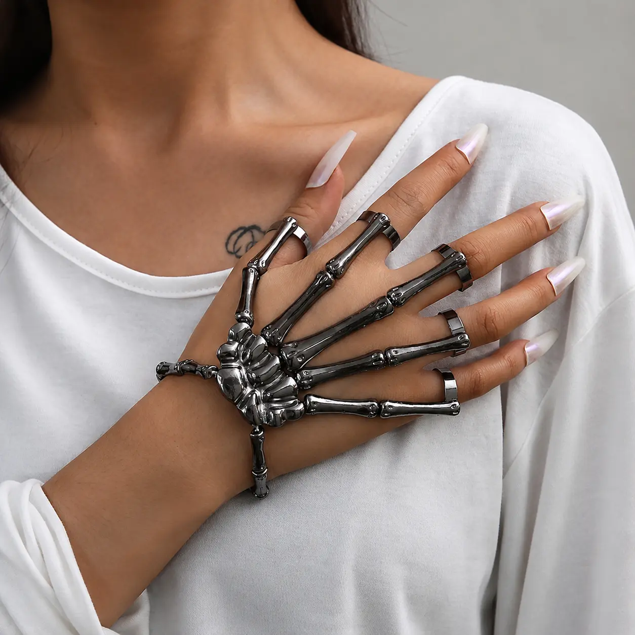 Punk Skeleton Hand Ring Bracelet Combo for Women Men, Gothic Skeleton Bone Five Finger Slave Bracelet, Adjustable Halloween Cosplay Party Prop, Cool Gift