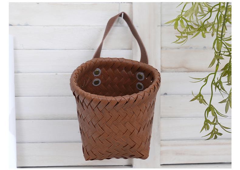 Vintage wall-mounted imitation rattan woven storage basket for entryway, keys, miscellaneous items, large-capacity household snack storage basket
