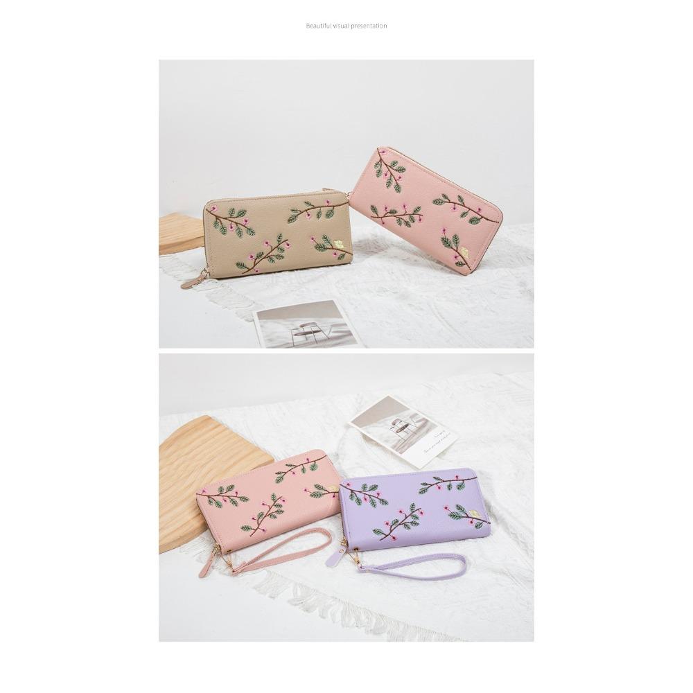 2026 Women’s Embroidered Floral Wallet – Multi-Card Organizer & Fashion Clutch Purse