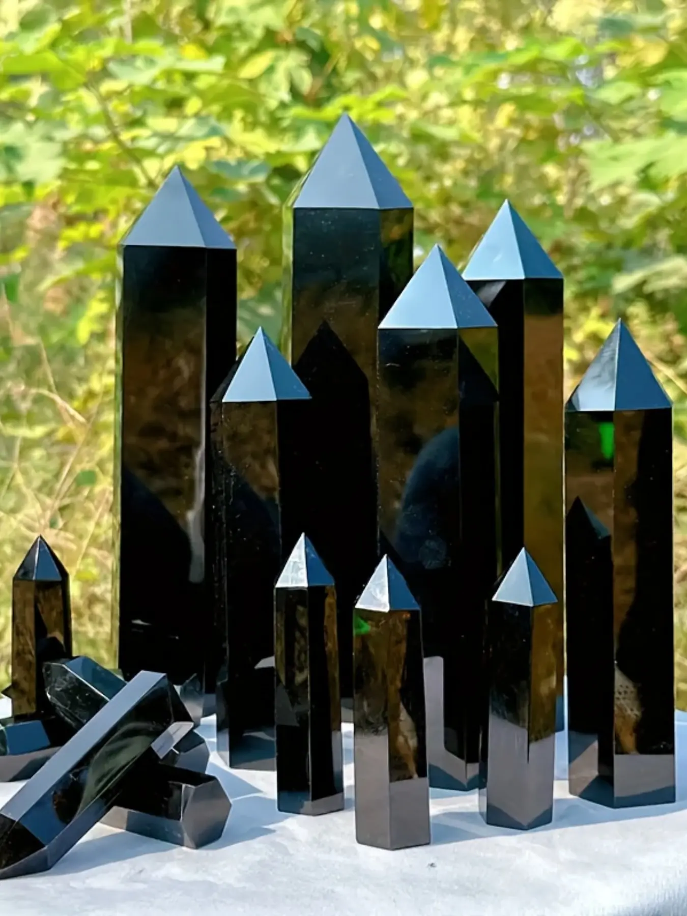 Natural Obsidian Tower Point Hexagonal Column Home Decor, Bulk Synthetic Gems for Jewelry Making, Perfect for Festive Decor and Gifts