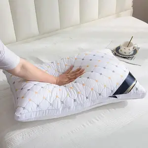 Hotel-grade soft and supportive cotton pillow core. Soft fabric, suitable for back, side-lying and supine sleeping positions, enhancing sleep comfort and quality. Designed specifically for cervical spine protection and sleep assistance.