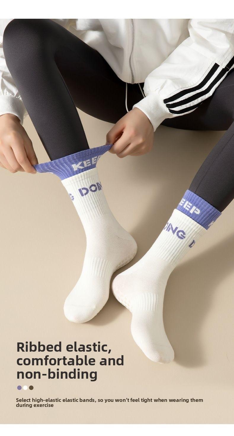 Professional yoga socks men's and women's medium tube four-season indoor non-slip silicone bottom sports Pilates floor socks