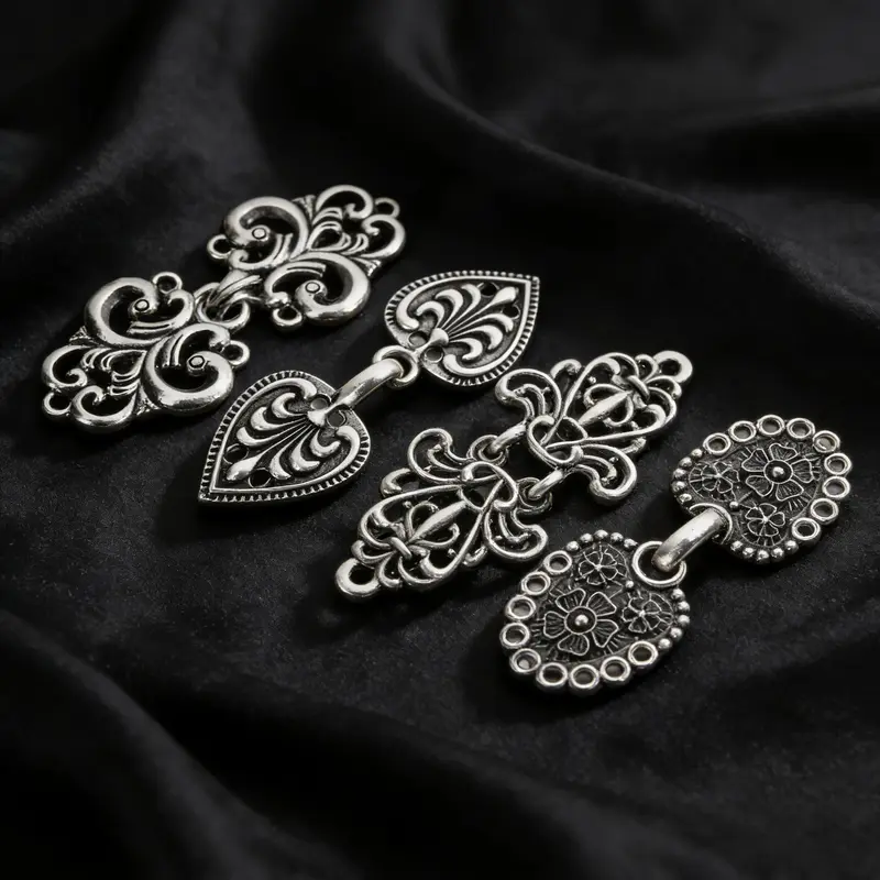 Women's Elegant 4-Pack Zinc Alloy Antique Vintage Sweater Clips - Pearl-Style Detail Retro Brooches, Cinches Dress for Shape, Retro Styling Gives Outfits Character, Sweet Vintage Gift Idea for Indoor Recreation