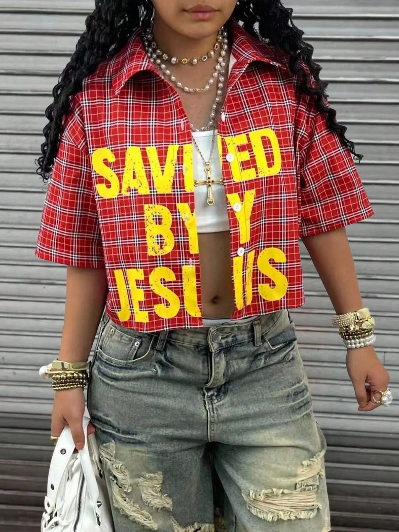 Women's Red Plaid Cropped Short-Sleeve Shirt, Vintage Distressed Letter Print Lapel Top, Y2K Millennium Street Style, Suitable for Daily Outfits, Music Festivals and Skateboarding Trips